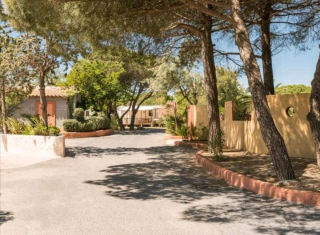 Mobil Home Camping **** Canet En Roussillon Экстерьер фото