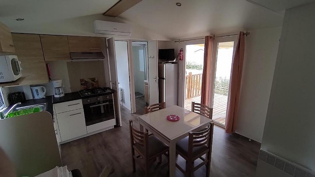 Mobil Home Camping **** Canet En Roussillon Экстерьер фото